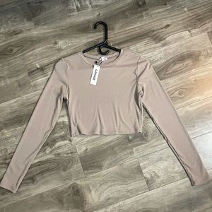 Kylie crop LS